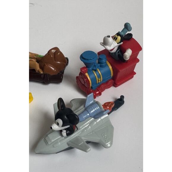 Lot Of 9 Disney & Looney Tunes toys Minnie, Goofy, Scrooge McDuck. Grand Sales. - Picture 4 of 4